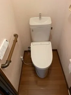 島根県大田市｜トイレ水漏れ・密結ボルト付近から漏水しタンクのひび割れを確認して新品交換