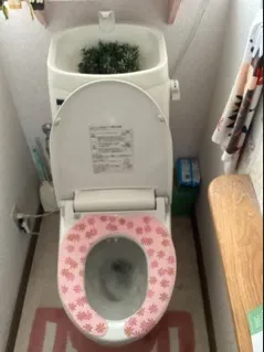 広島県広島市佐伯区｜水があふれそうになるトイレつまりを便器脱着で解消